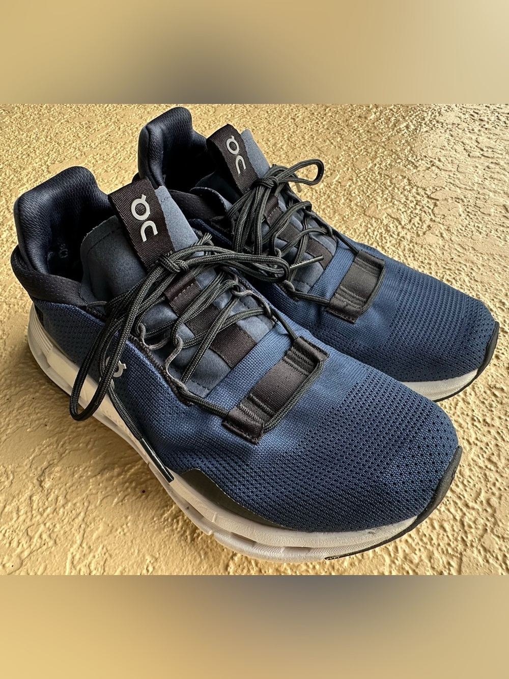On Cloud On Cloudnova Blue Black Running Shoes 26.99114 Women’s Size 8 in VGC